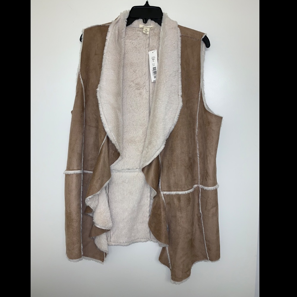 Suede Vest in Camel and Ivory